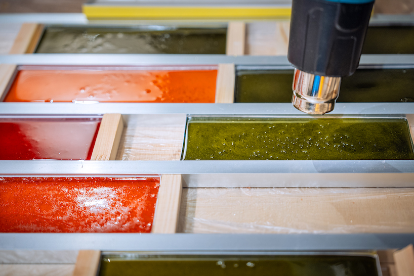 SO-Colored research project by we+ explores the potential of natural microalgae pigments