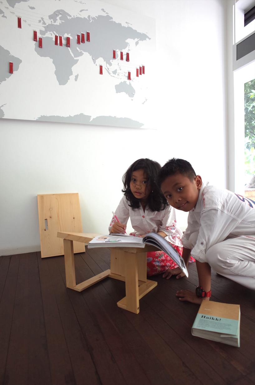 PITA produces a lightweight, flatpack table for on-the-go study