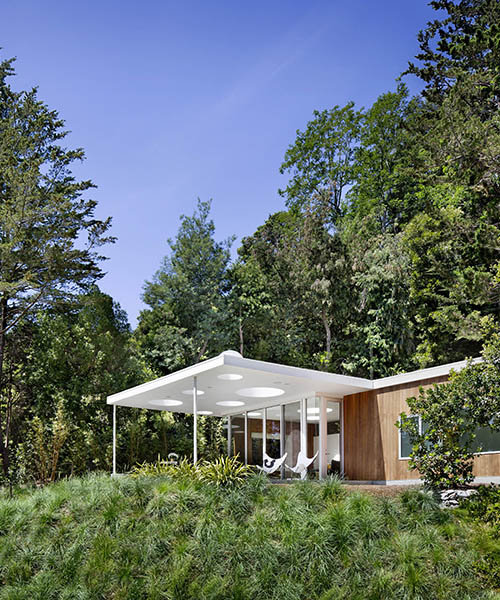 turnbull griffin haesloop tucks guesthouse in a lush clearing of mill valley, CA