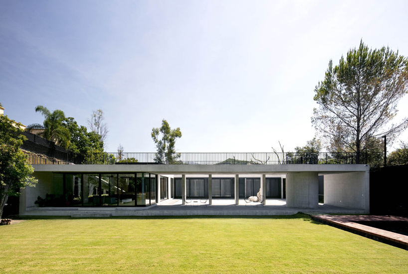 casa en santiago by s ar 2