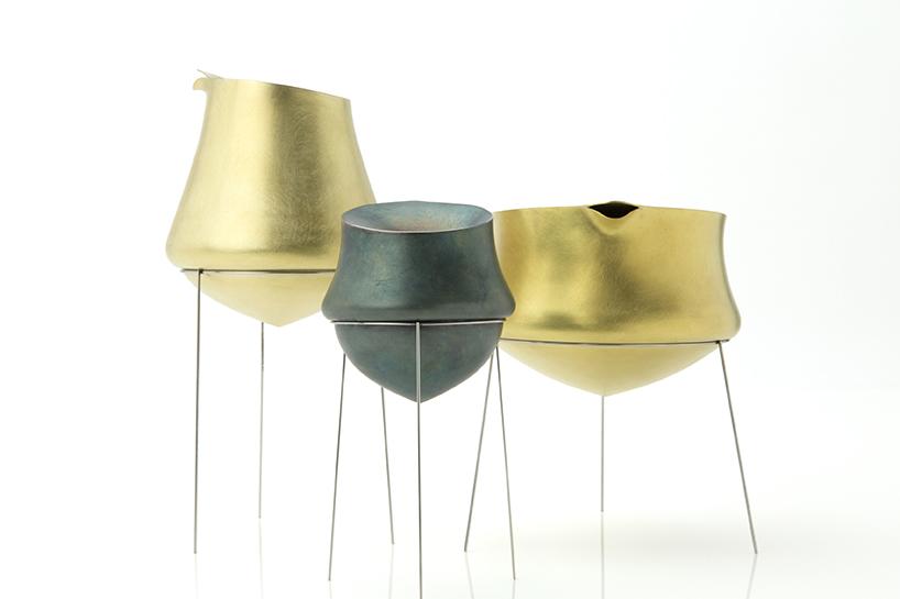 adi toch receptive vessels installation saatchi gallery designboom