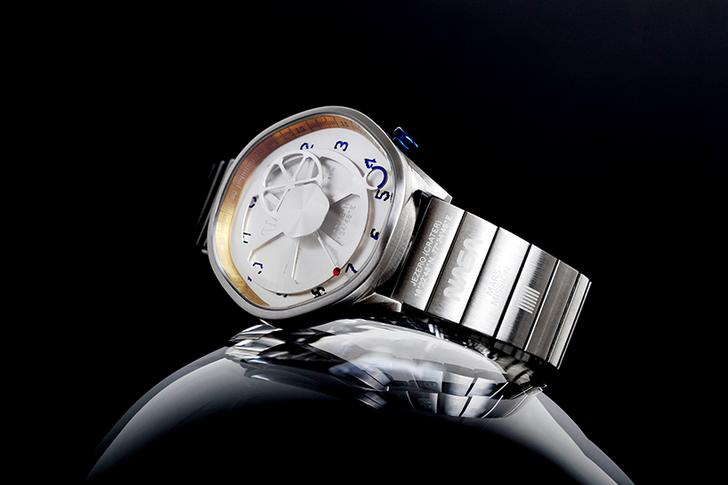 Omega - Triple rare: moon crater box, chocolate dial and...Apollo XI case  back