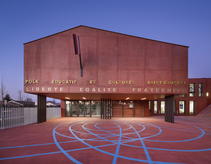 AAVP realizes educational centre with bold, archetypal volumes in france