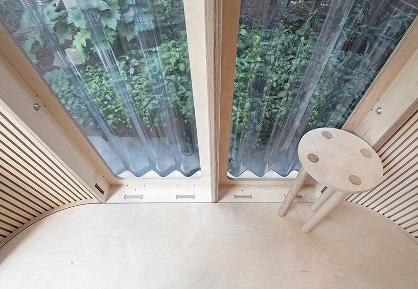 my room in the garden 2