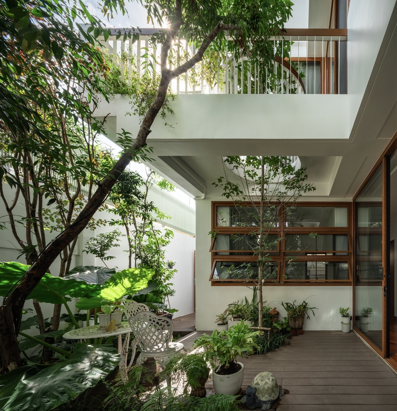 Flat12x Stack Gardens flotantes Residencias premium en Bangkok