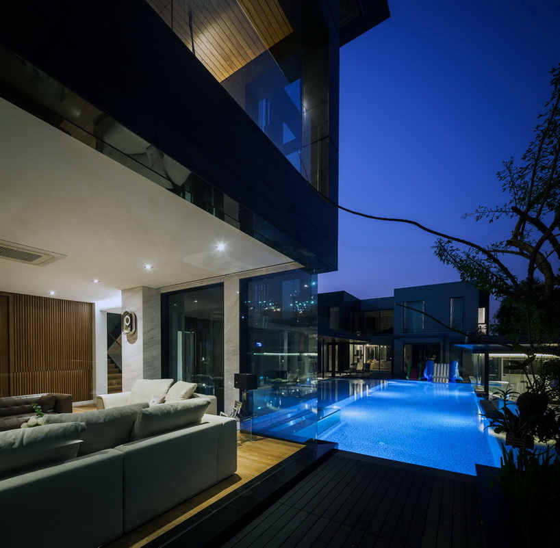 seARCH office completes ultra luxe residence with a gallery of ...