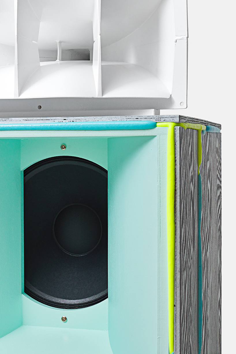 HiTENCHO joins larch plywood boards with colored polyurethane foam for new speaker