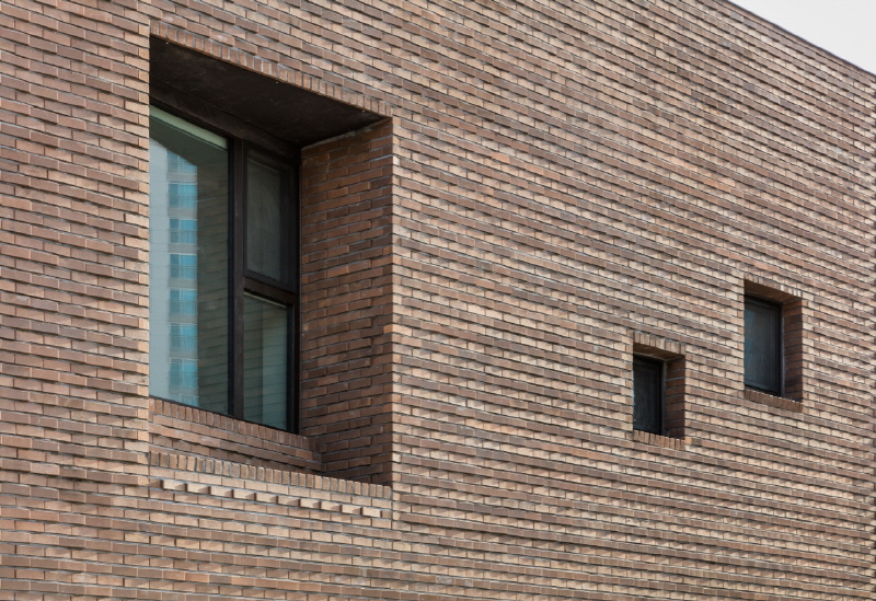 2m2 architects' rental house in south korea pays homage to pop culture's boombox