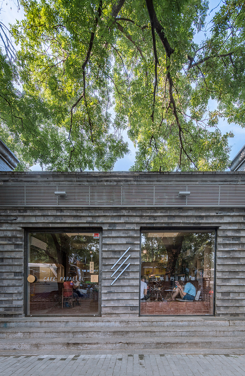 parallel café in central beijing is clad with red bricks, by TEMP