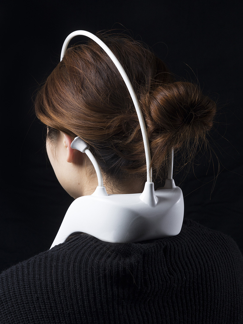 stella shen exposes the infinite loop of our addiction to technology