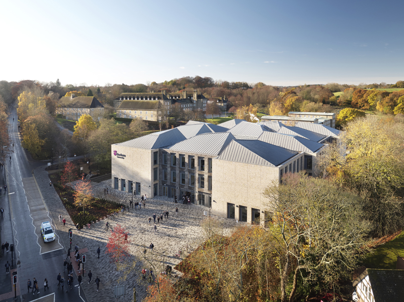 faulknerbrowns-lower-mountjoy-teaching-learning-centre-durham-university-england-03-11-2020-designboom