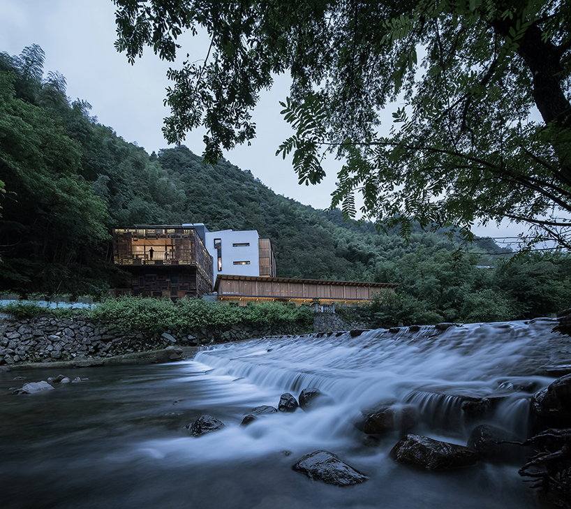continuation-studio-yule-mountain-resort-taihuyuan-creek-china-08-14-2019-designboom