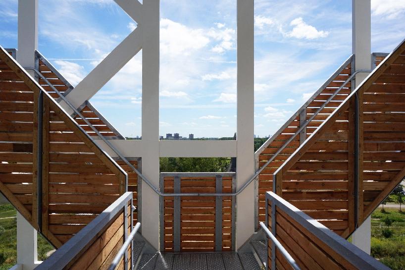 ateliereen architecten's viewing tower hoge bergse bos is a three-dimensional maze