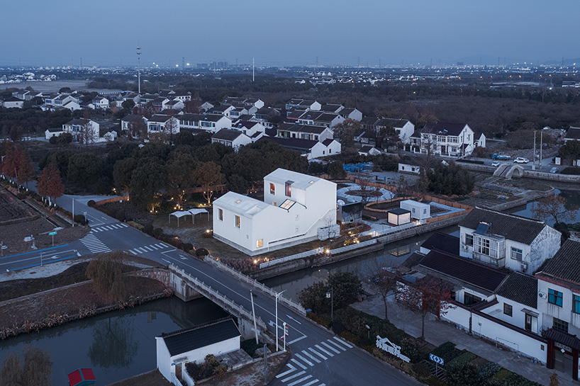  wutopia lab's suzhou section homestay reveals its internal spatial organization