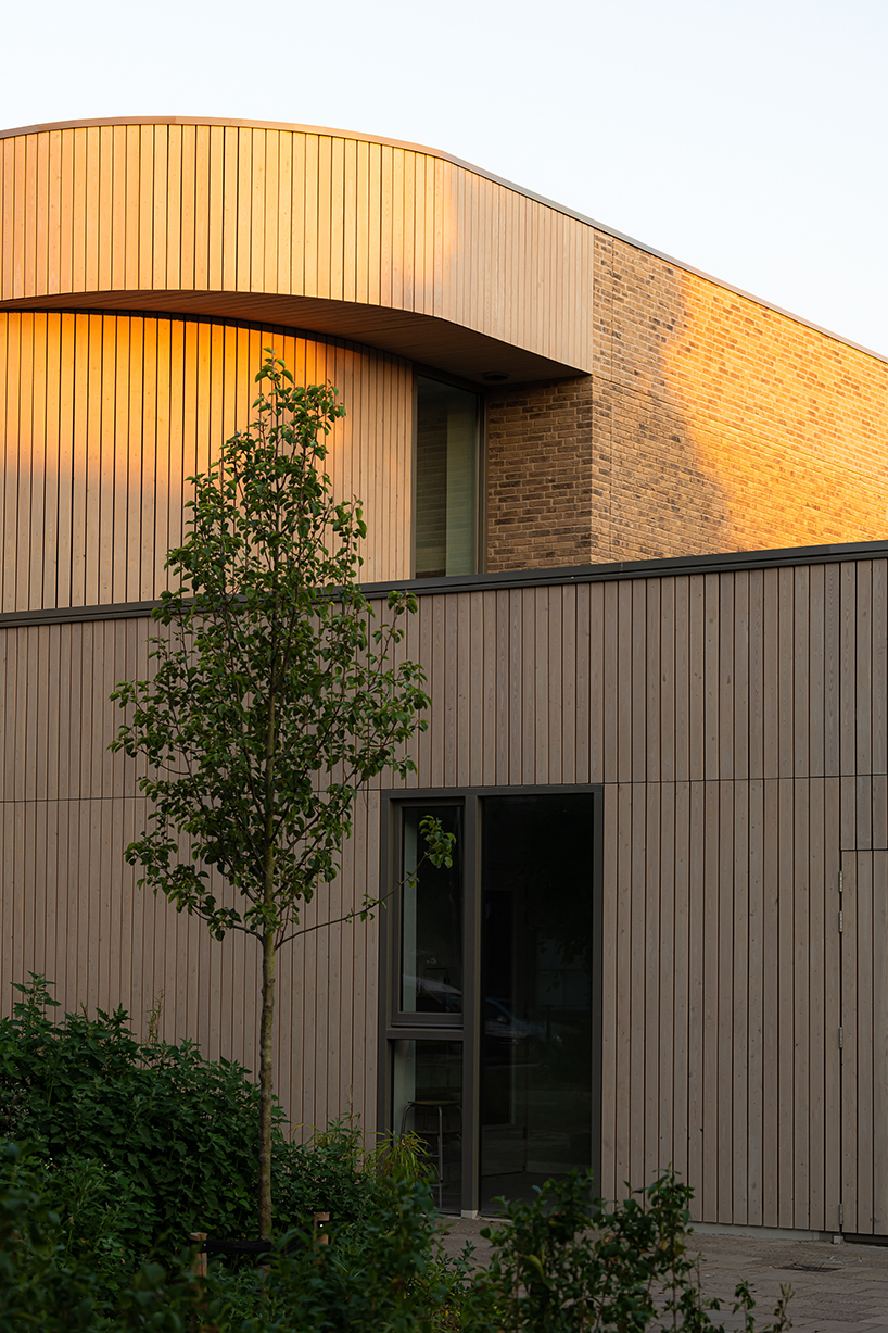 SO Fier School / EVA architecten