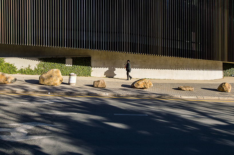 edwin seda's photoset explores south african circa gallery as a portrait canvas for light