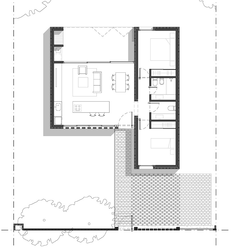 estudio papa uses brick and local techniques to integrate casa TR to buenos aires' urban sprawl