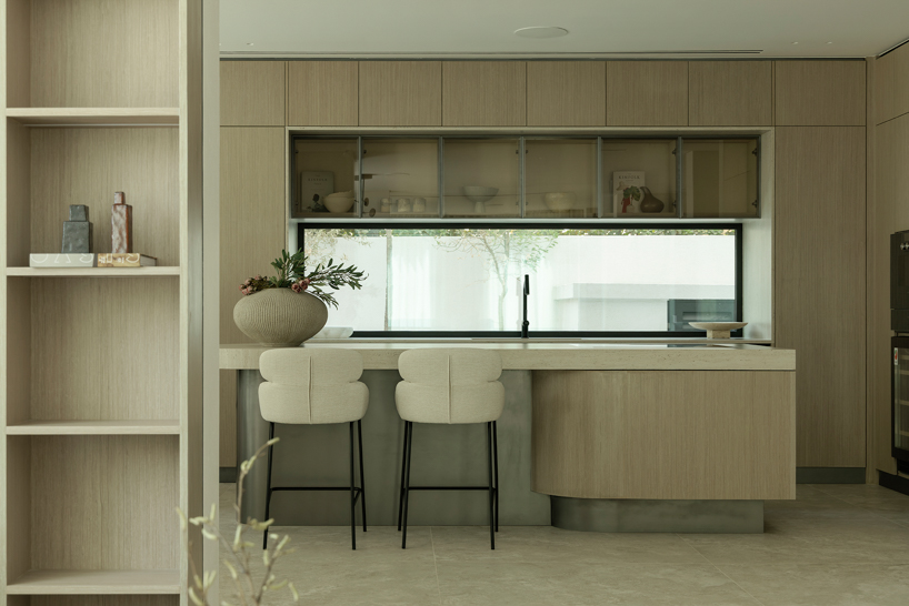 travertine, timber, and desert-toned textures shape groundeddesign’s villa limni in dubai - 8