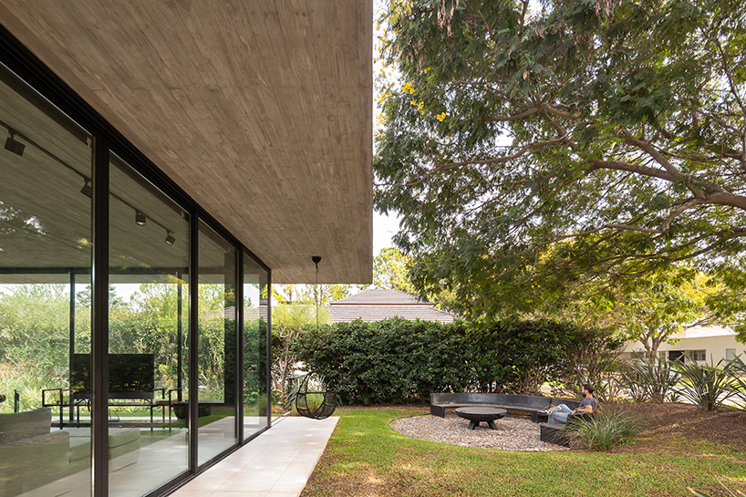 reinforced concrete sheet hovers above house jp's glazed living room