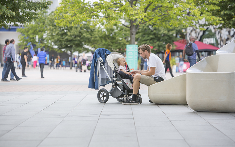 Raw Edges Installs A Relaxing Cluster Of Concrete Seats Facing London S Now Gallery