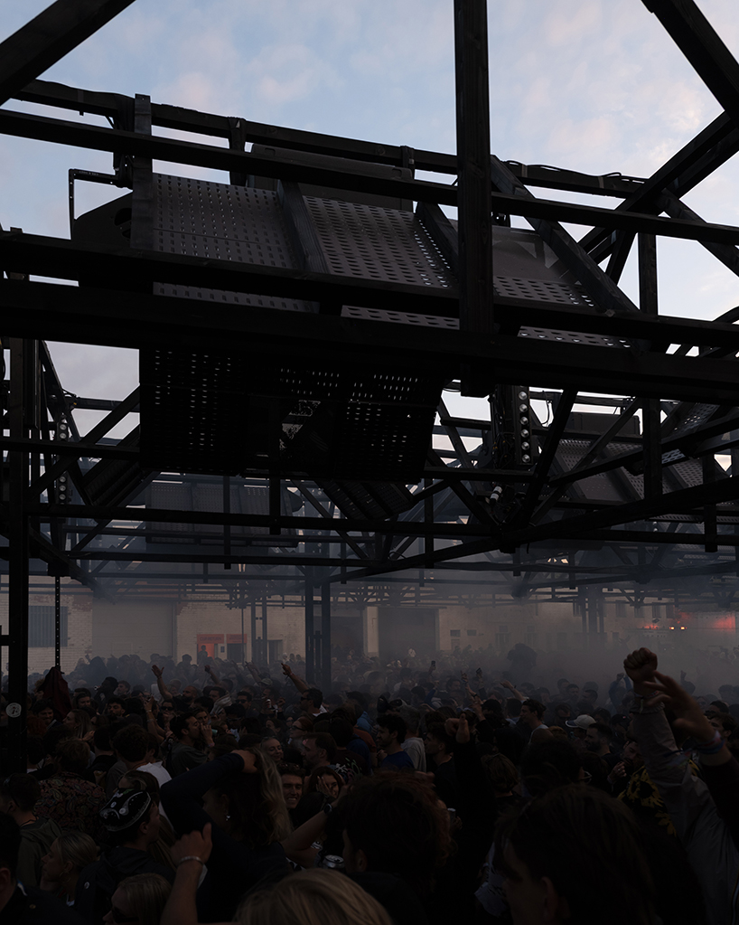 dark skies sonic pavilion suspends sound system over crowd at horst arts & music festival