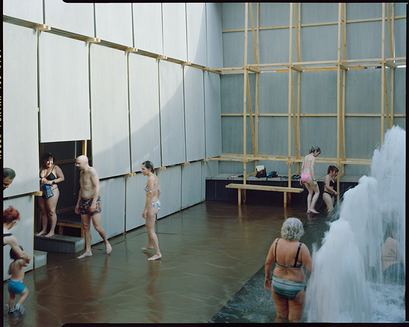 leopold banchini's temporary timber bathhouse reclaims traffic roundabout in logroño, spain