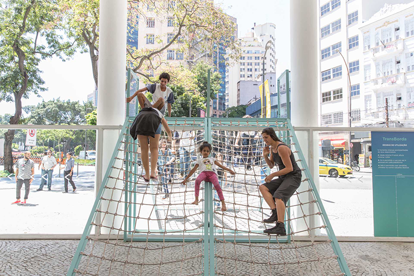 transborda installation by estudio chao invites people to climb the walls of a museum in rio designboom