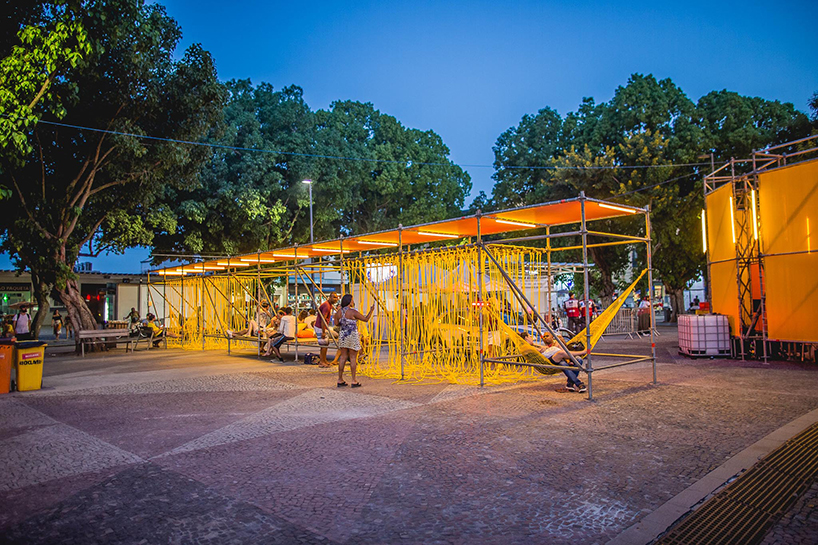 estúdio chão utilizes scaffolding to build temporary structures for festival in rio de janeiro designboom