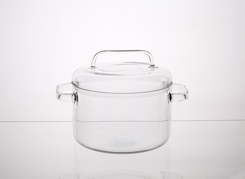 huy pham has created a set of transparent cooking pots made from technical glass