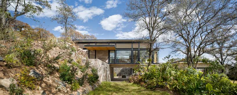 ZD+A designs a family house in mexico using local stone to create a dialogue with nature