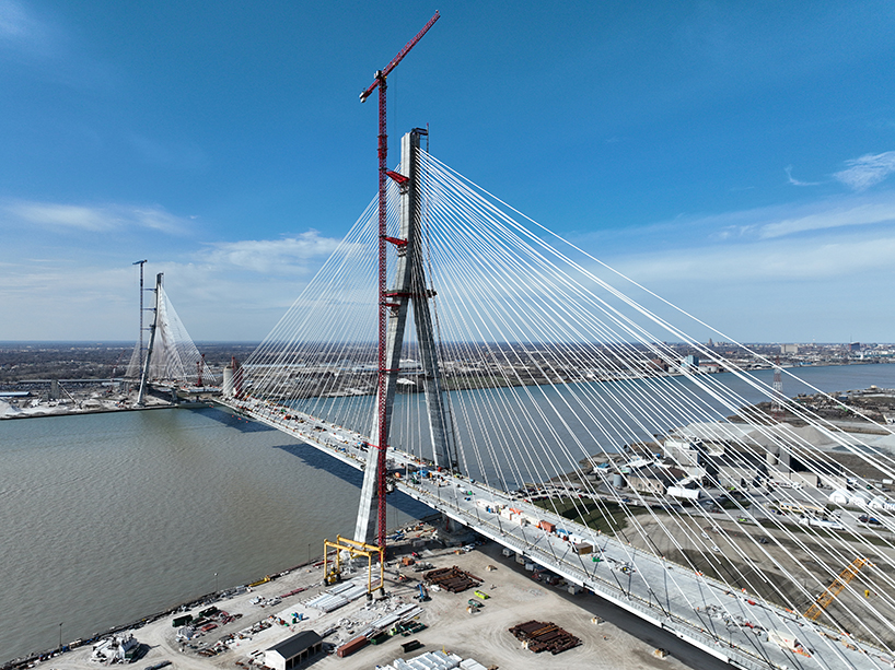 AECOM's gordie howe bridge soon to connect united states and canada over detroit river