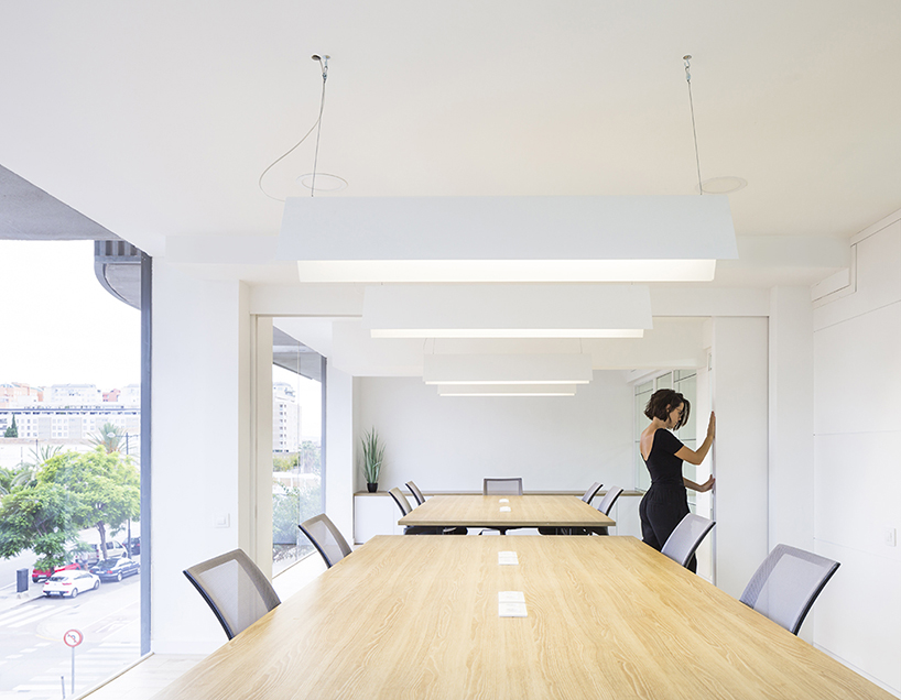 work, rest, play la fábrica de ideas clap contemporary workspace designboom