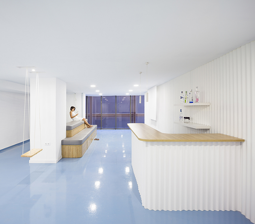 work, rest, play la fábrica de ideas clap contemporary workspace designboom