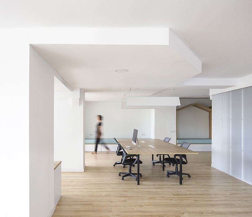 work, rest, play la fábrica de ideas clap contemporary workspace designboom