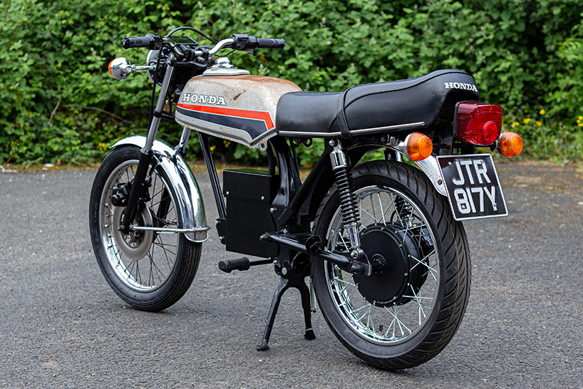 retrofitted honda motorcycle with 2000w electric hub motor 3