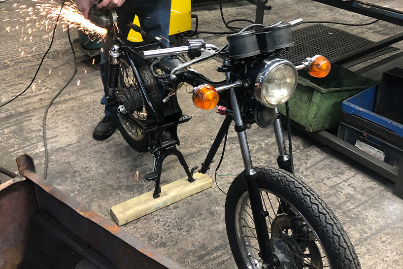 retrofitted honda motorcycle with 2000w electric hub motor 8