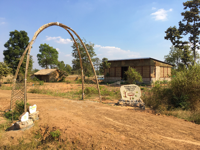 agriculture center in cambodia uses earth bricks, clay and bamboo for ...