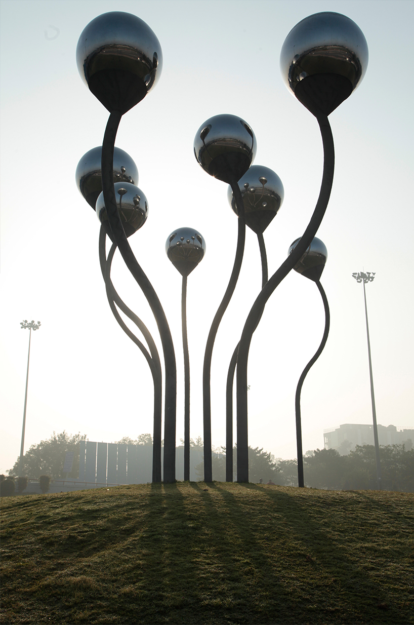 vibhor sogani's steel 'sprouts' art installation represents the growing image of india