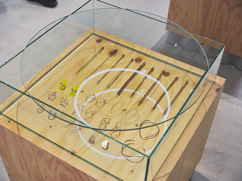 kii inc transforms traditional japanese dwelling into a store that selects brands and clothes from all over the world 6