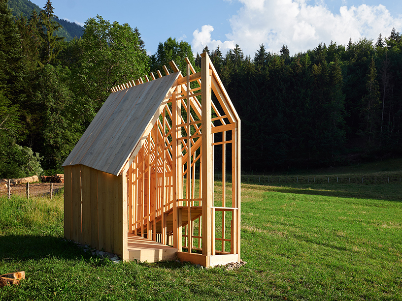 JCPCDR nestles 'the observatory' timber cabin in a french forest