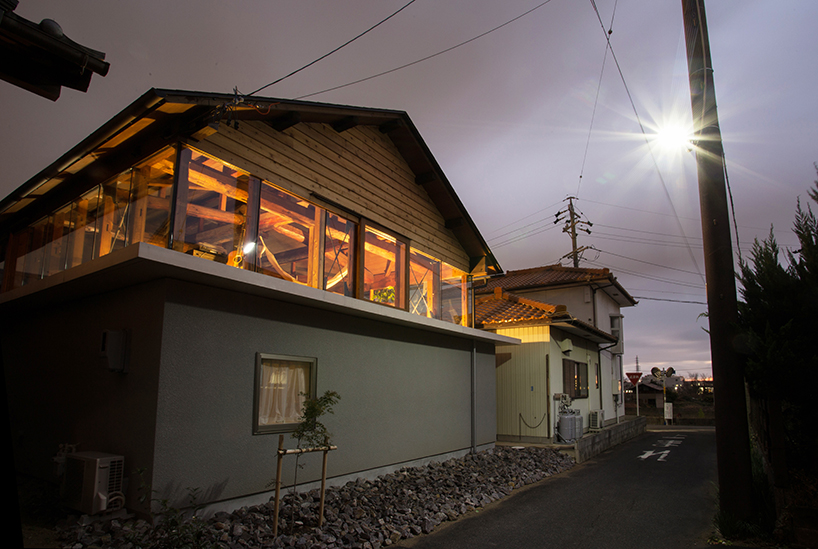1-1 architects push habitable space boundaries for remodeled wooden house in japan