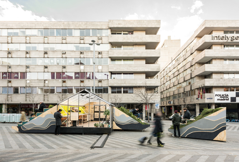 MINI hub installation in madrid rethinks the future of cities