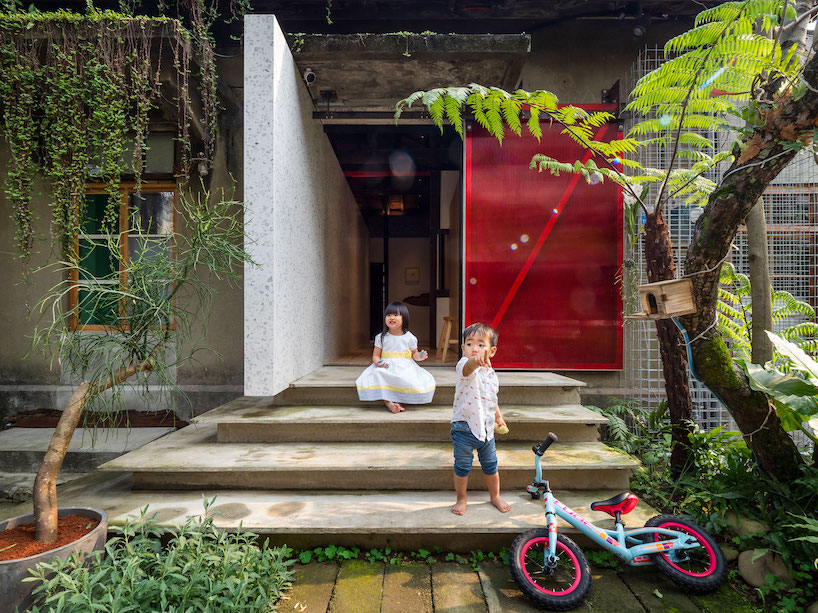 JC architecture transforms a japanese army dormitory into a 'living lab' in taipei