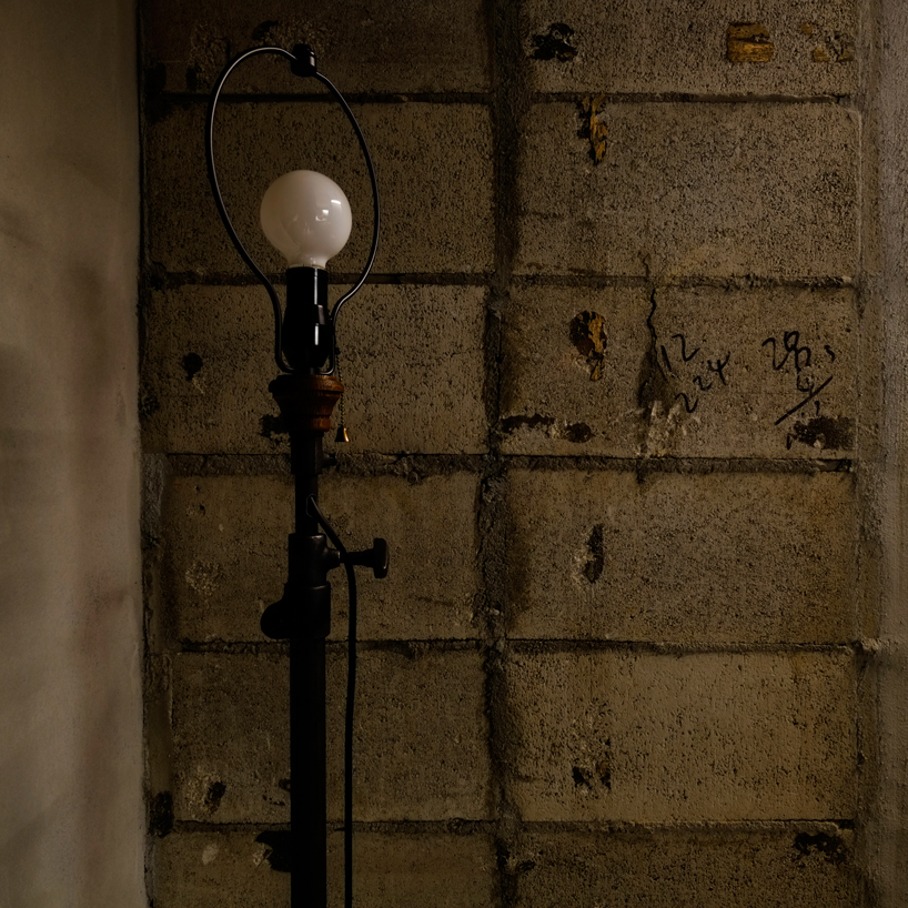 plus maizumi architect studio completes a shoe store with hanging walls in yokohama, japan