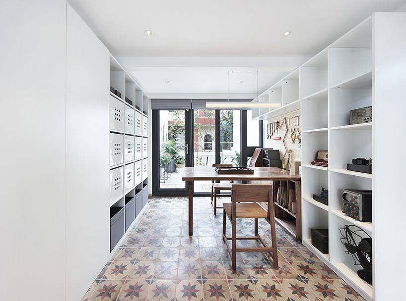 the new domestic landscape in guangzhou, china, through a private apartment by&nbsp;INSPIRATION GROUP