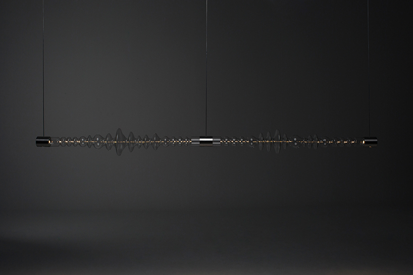 filamento, an over 1-meter long glass lighting sculpture designed by mayice designboom