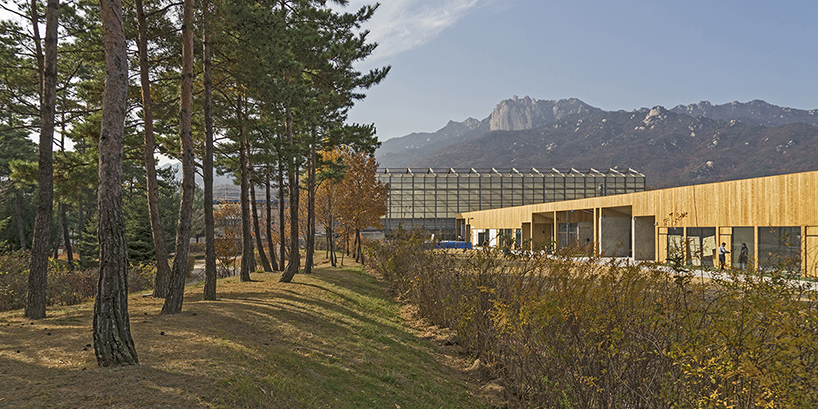 core architects converts a concrete military facility in korea into a cultural center