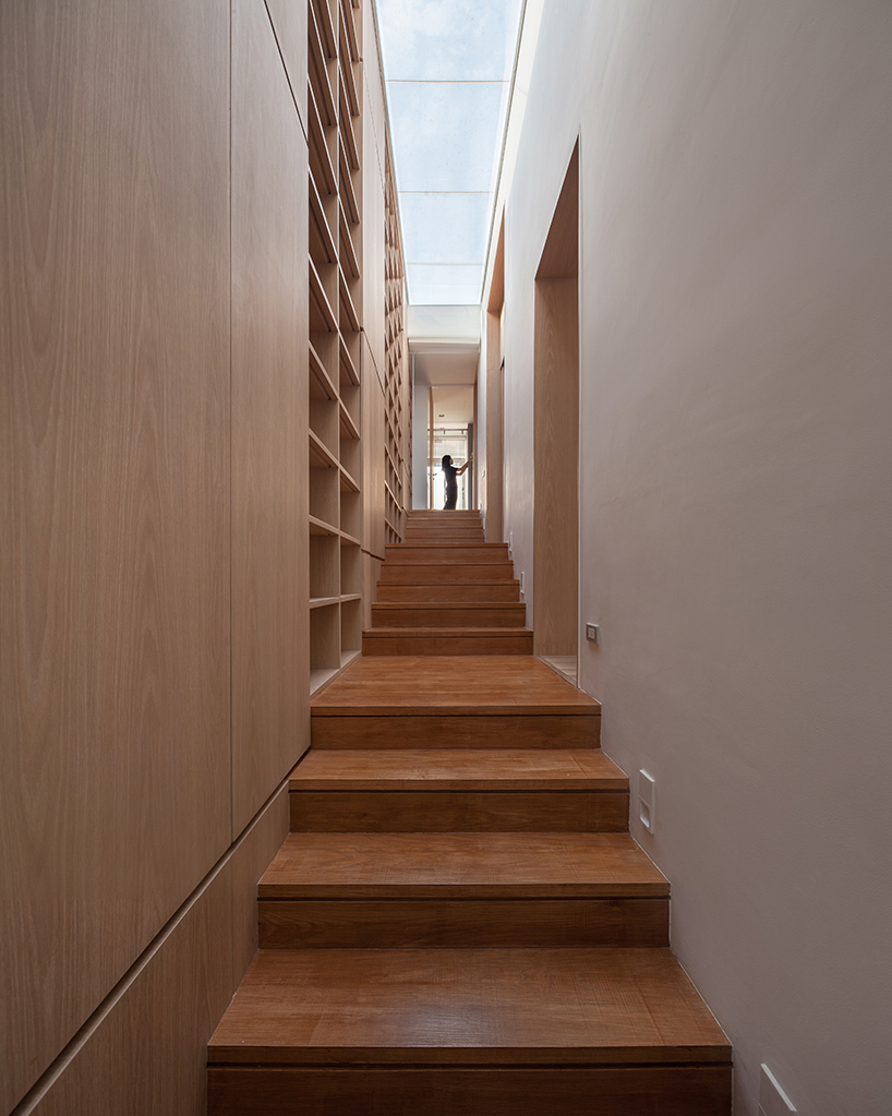 JB house by IDIN architects brings together its owners' two private worlds