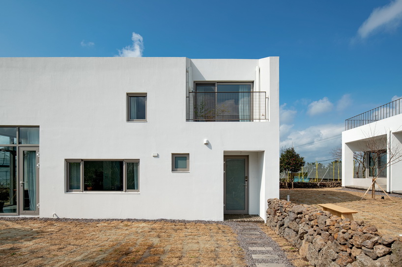 Starsis Ilsang Workroom Build Idyllic Guesthouse On Jeju - 