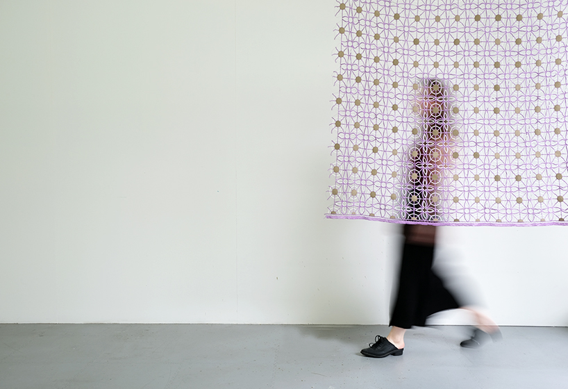 ganit goldstein creates an interactive embroidery piece with VR design applications